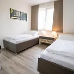 Am Tiergarten 4*