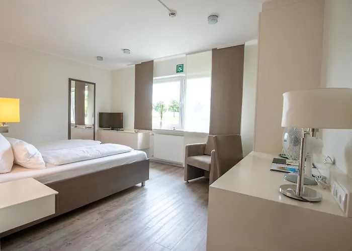 Hotel Am Tiergarten 4*